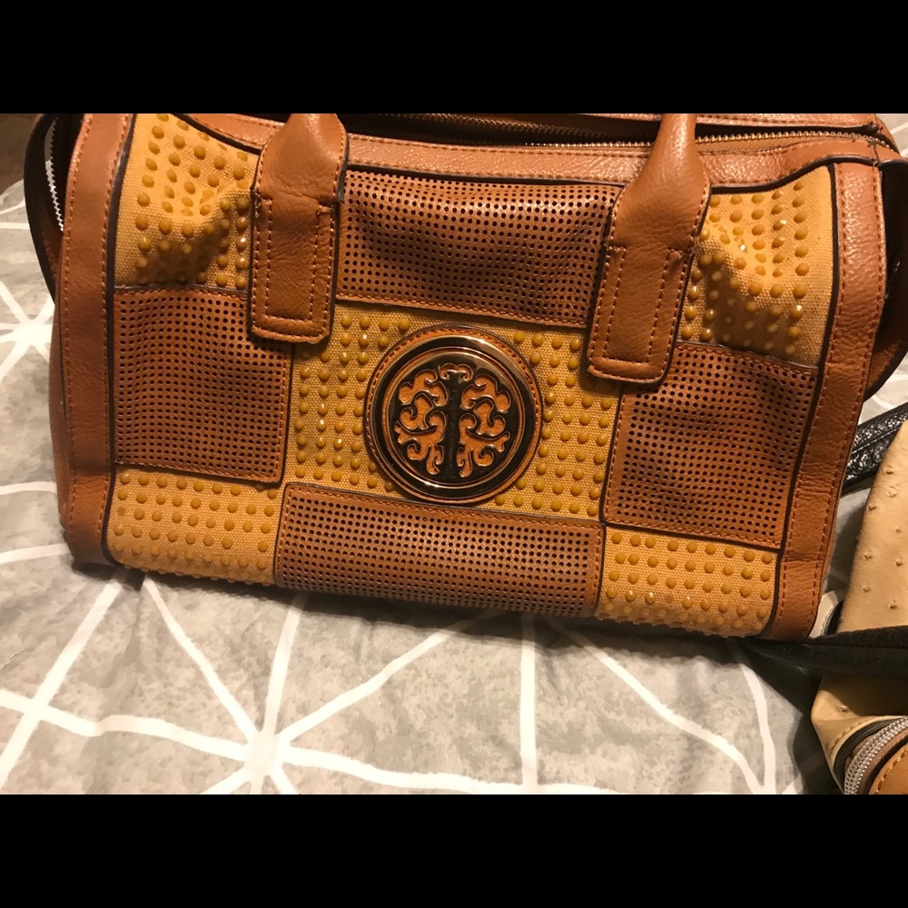 Purses - Picture 6 of 7